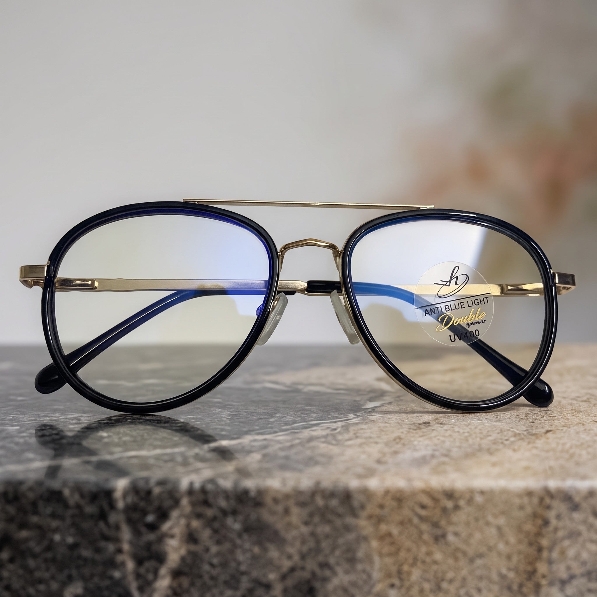 Classic Round Black & Gold Frame - BLK-OF-0053
